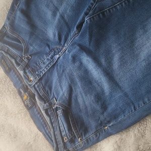 LUCKY BRAND JEANS